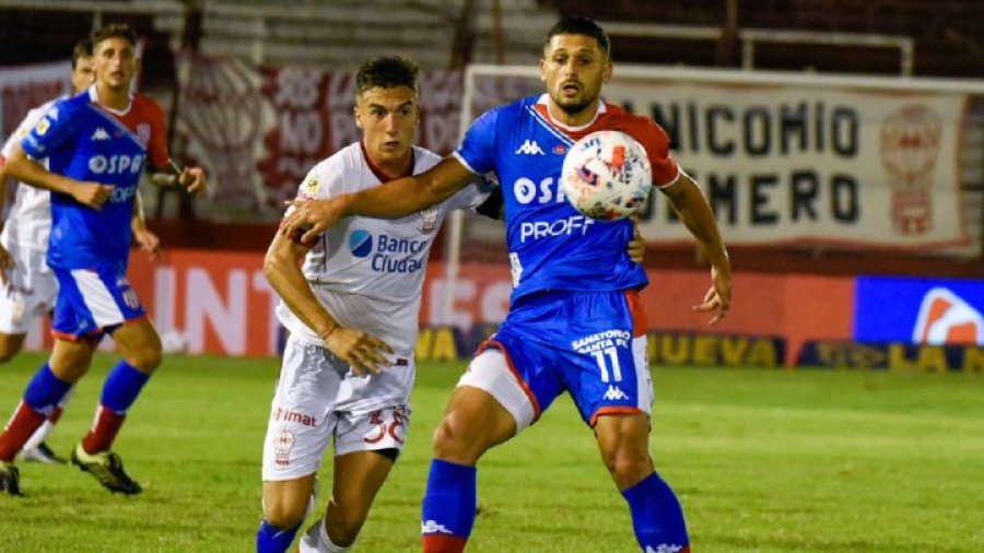 UNI&Oacute;N DE SANTA FE VISITA A HURAC&Aacute;N