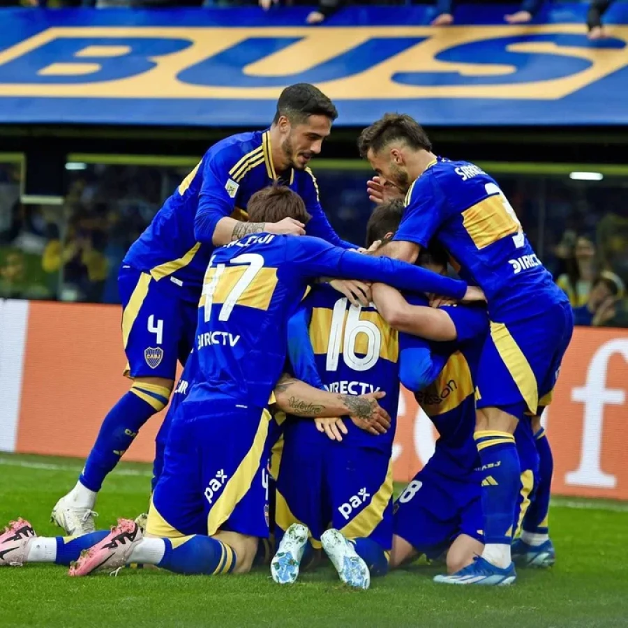 XENEIZES. Van por el golpe en Per&uacute;.