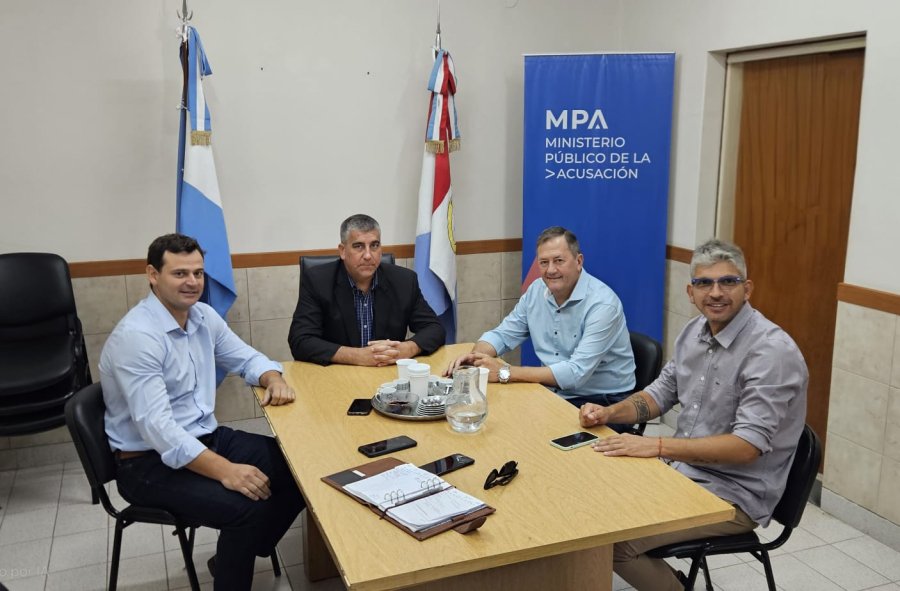 La reuni&oacute;n fue en el Sal&oacute;n de Usos M&uacute;ltiples (SUM) de la Fiscal&iacute;a Regional 5 Rafaela.