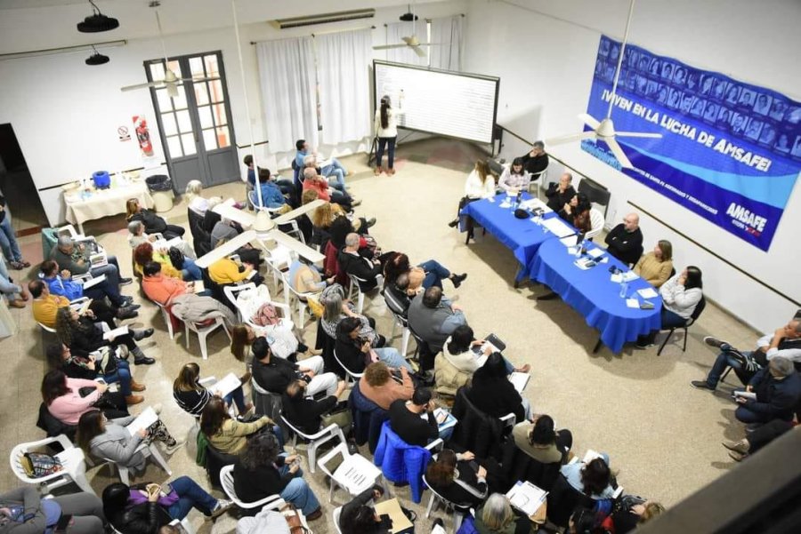 ASAMBLEA PROVINCIAL. Los docentes santafesinos nucleados en Amsafe determinar&aacute;n hoy si las clases comenzar&aacute;n el lunes con normalidad o si realizar&aacute;n medidas de fuerza.