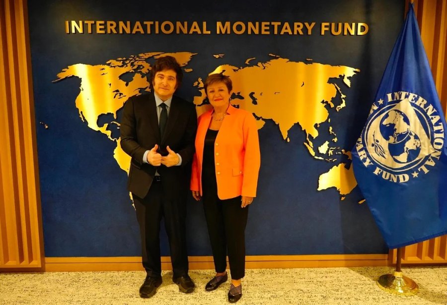 EN SINTON&Iacute;A. Milei y Georgieva en la sede del FMI, en Washington.