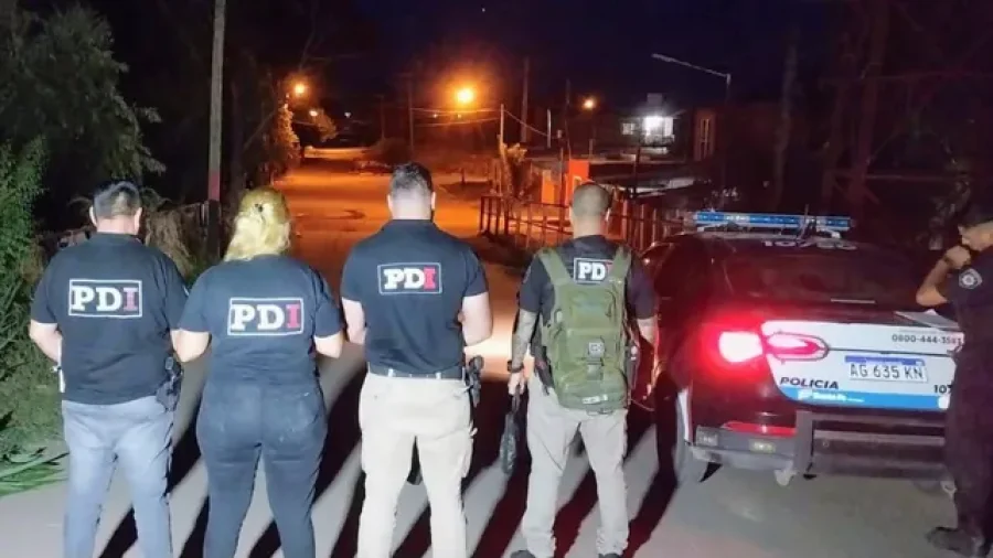 El ataque fue en el paso a nivel de Eva Per&oacute;n y la v&iacute;a del Ferrocarril Belgrano, en Granadero Baigorria.