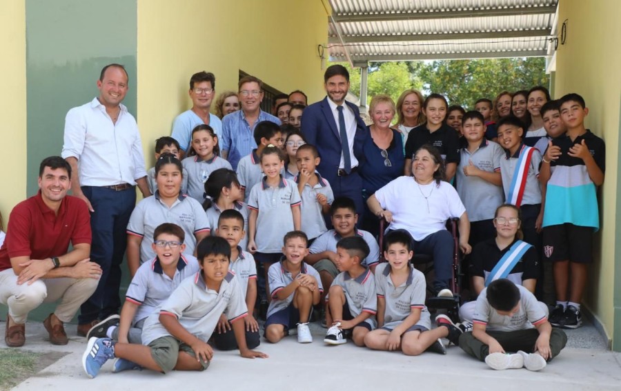 Adem&aacute;s, se puso en funcionamiento un aula que fue construida en el marco del programa provincial 1.000 Aulas.