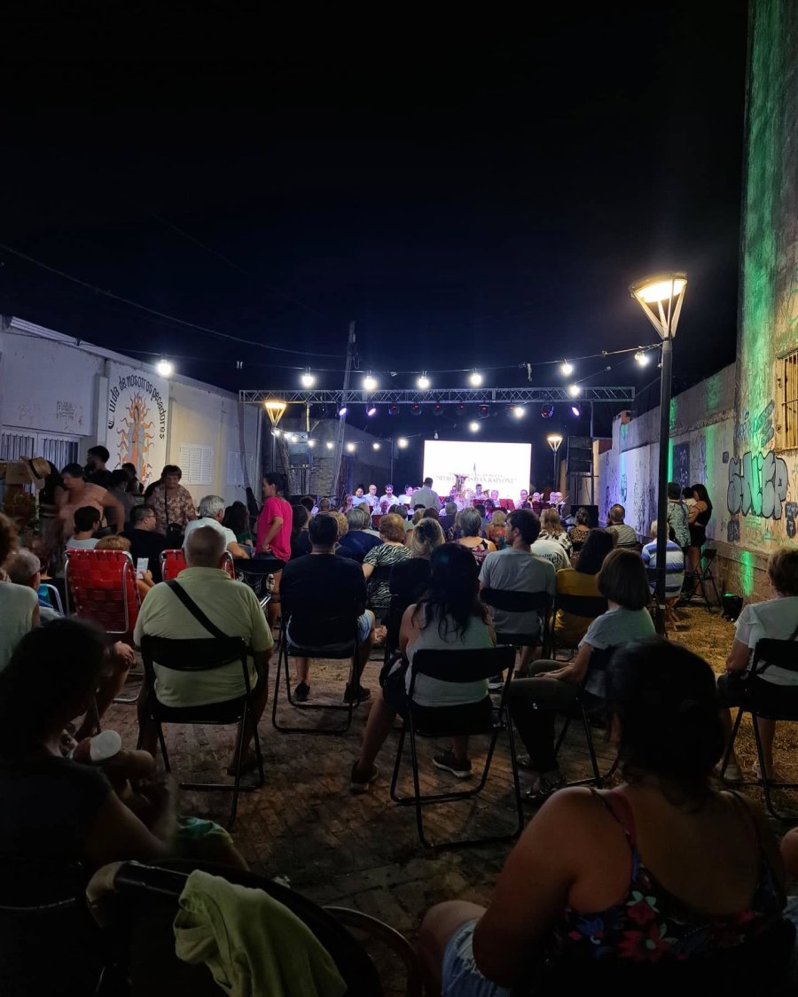 Sin reticencias el p&uacute;blico acompa&ntilde;&oacute; la propuesta.