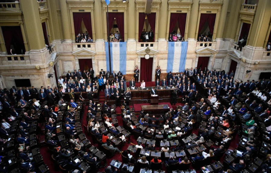 Un Congreso con bancas vac&iacute;as y palcos militantes escuchar&aacute; a Javier Milei.