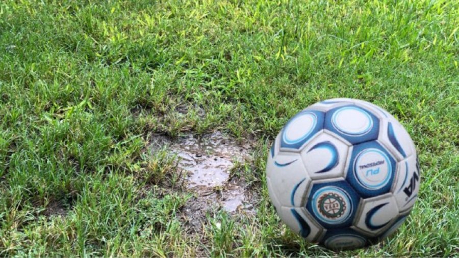 ANTE LA LLUVIA, EL DOMINGO DE F&Uacute;TBOL QUED&Oacute; SUSPENDIDO