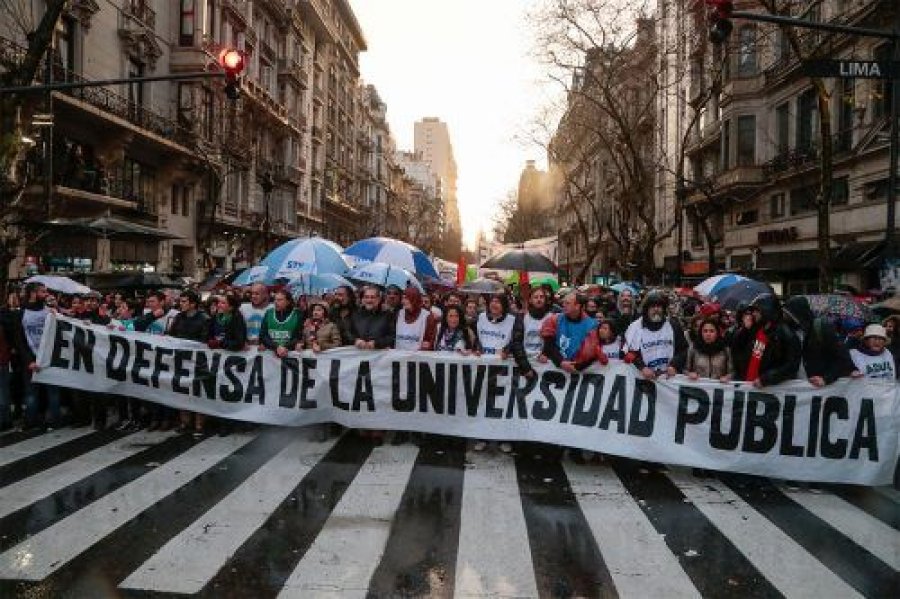 Las universidades p&uacute;blicas anunciaron otro paro por 48 horas.