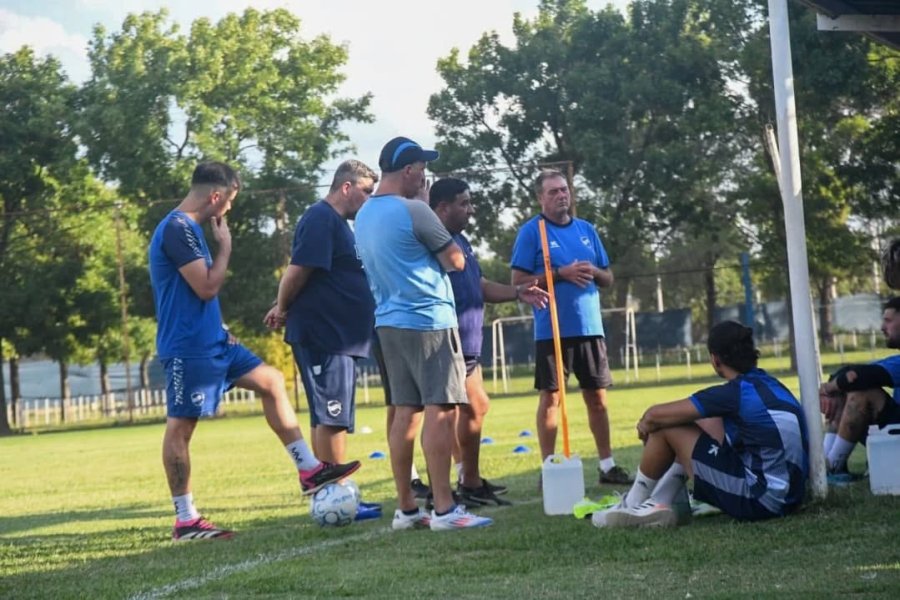 CUERPO TECNICO. Supervisar&aacute; las pruebas.
