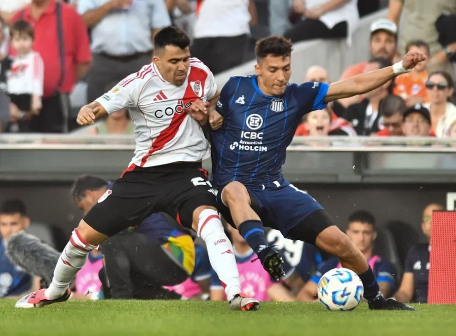 POR UNA ESTRELLA. El partido se juega en Paraguay.