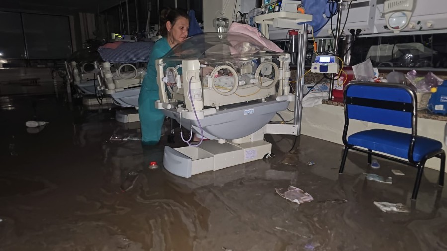 En la madrugada de este viernes debieron evacuar la sala de neonatolog&iacute;a de un hospital en Bah&iacute;a Blanca.