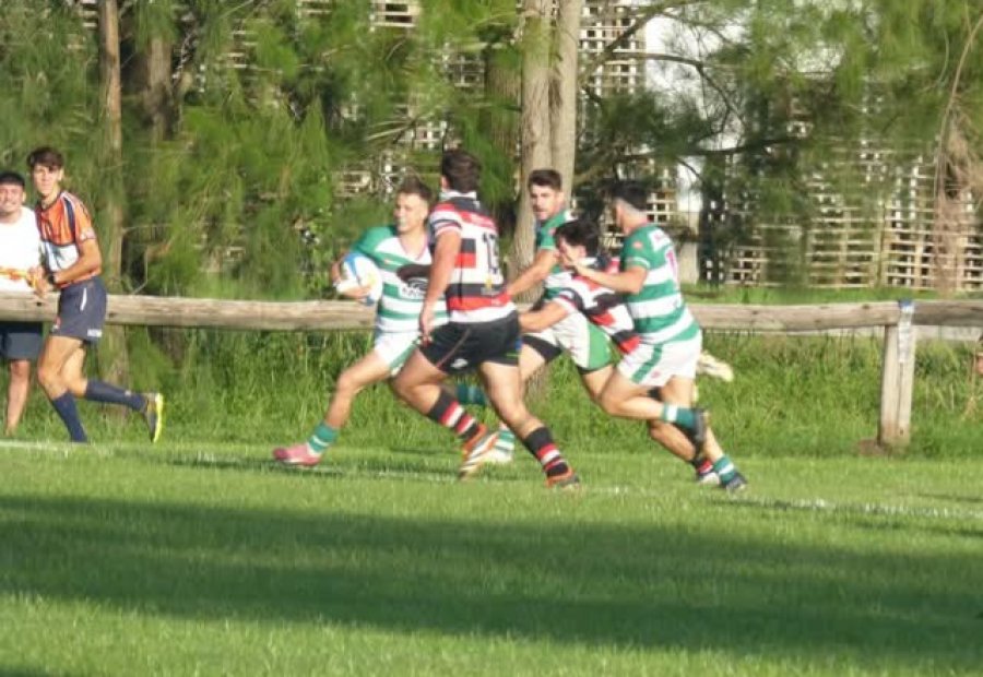SUMANDO RODAJE. El Verde enfrent&oacute; a San Mart&iacute;n de Villa Mar&iacute;a.