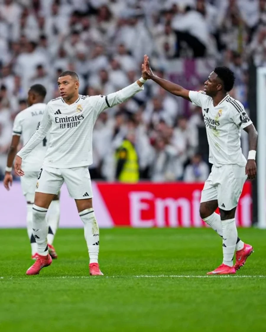 HIZO NEGOCIO. El Real Madrid no dej&oacute; pasar la oportunidad.