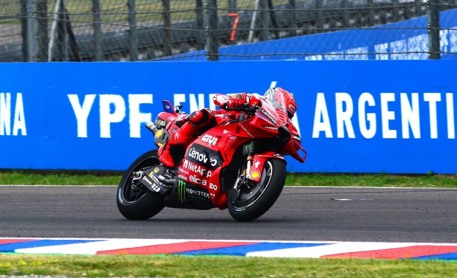 Marc M&aacute;rquez festej&oacute; su cuarto triunfo en Argentina, el primero con Ducati.
