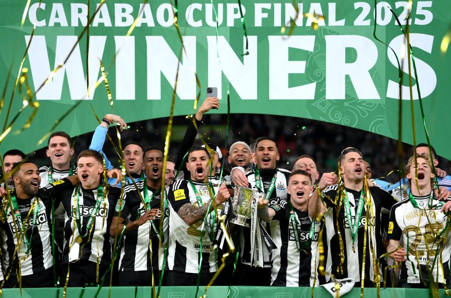 Newcastle campe&oacute;n de la Carabao Cup.
