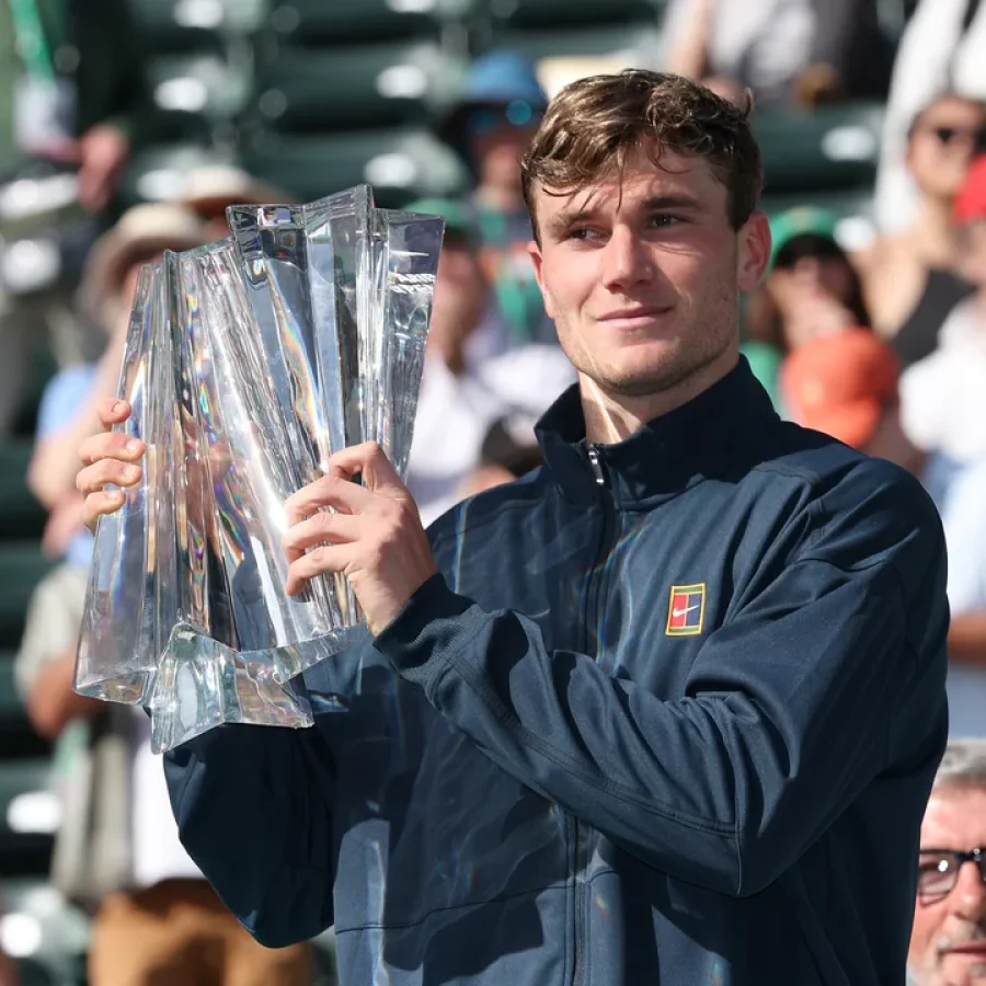 El tenista ingl&eacute;s Jack Draper logr&oacute; este domingo su primer t&iacute;tulo Masters 1000 al coronarse en Indian Wells