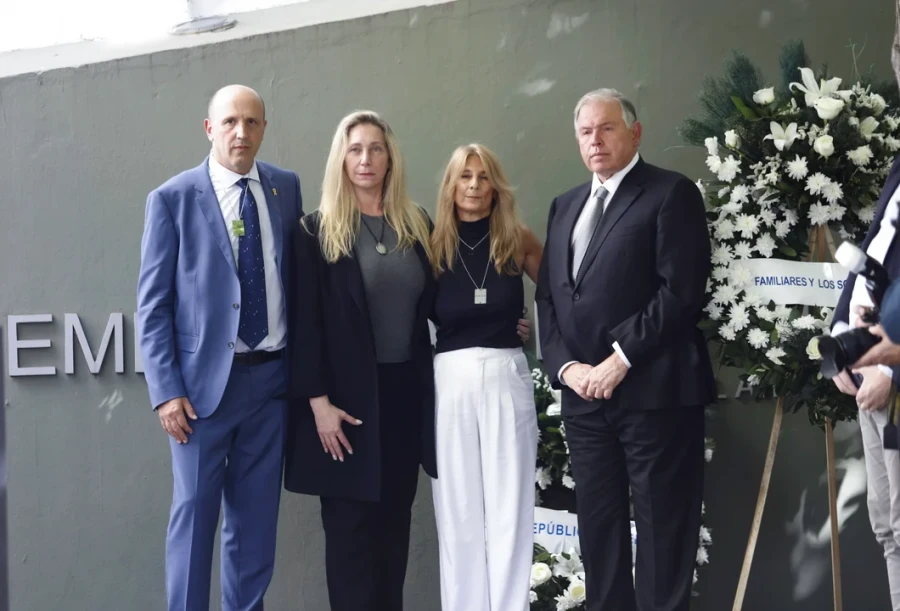 La secretaria general de la Presidencia, Karina Milei, en el homenaje a las v&iacute;ctimas del atentado a la Embajada de Israel.