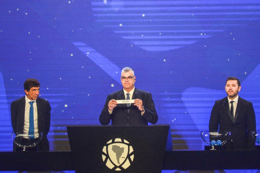 Costas sac&oacute; bolillas para la Sudamericana y palpit&oacute; con la Libertadores
