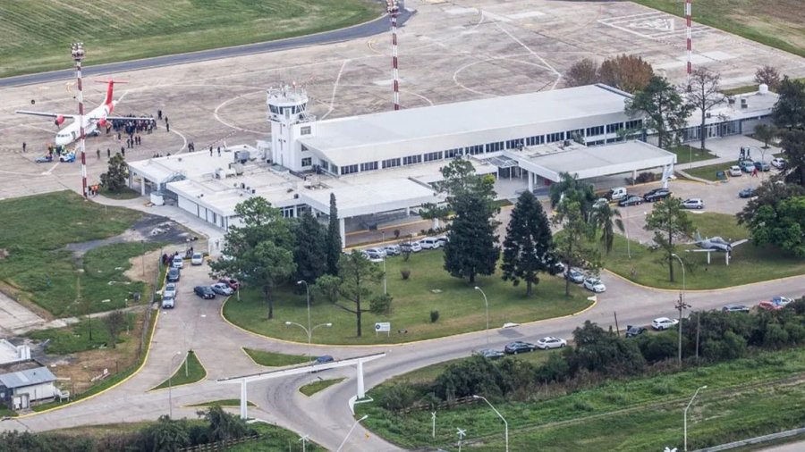 M&aacute;s frecuencia de vuelos en el aeropuerto de Sauce Viejo.