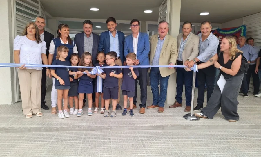 Autoridades y comunidad educativa dejaron habilitada la obra.