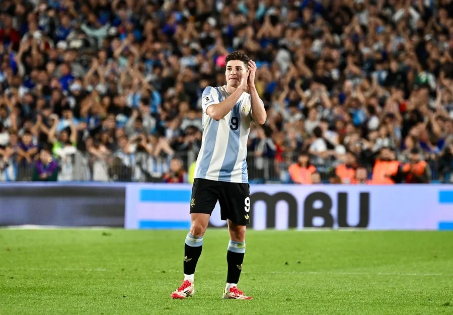 El delantero Juli&aacute;n &Aacute;lvarez y otra gran actuaci&oacute;n con la Selecci&oacute;n