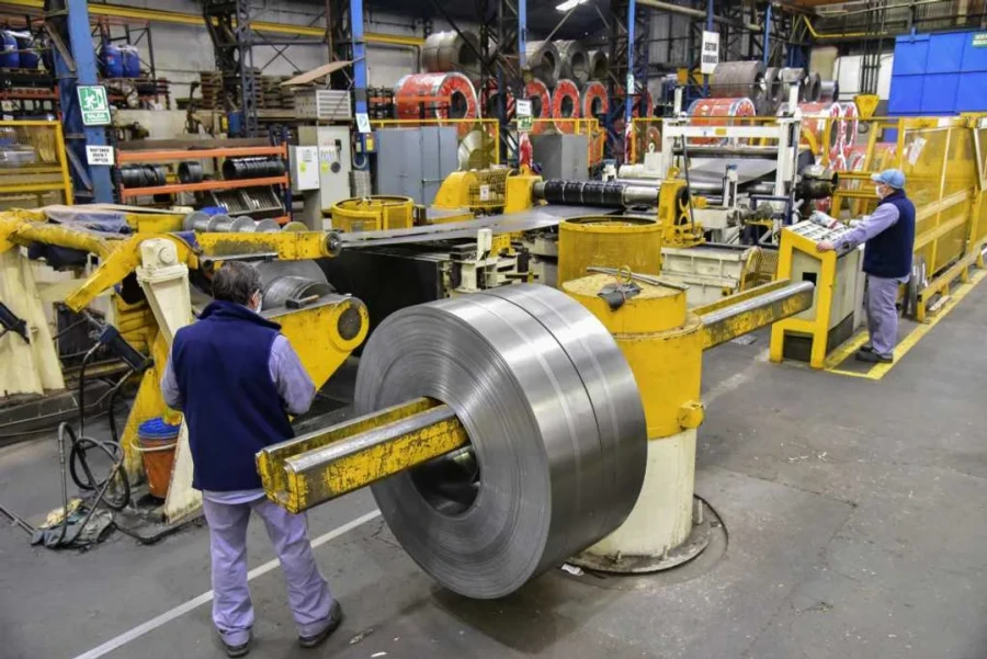 La industria mejor&oacute; en febrero.