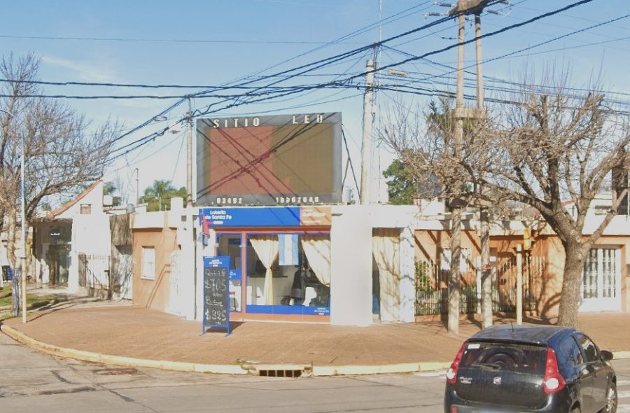 La agencia de quiniela atacada se encuentra en la intersecci&oacute;n de Av. Suipacha y calle Falucho.