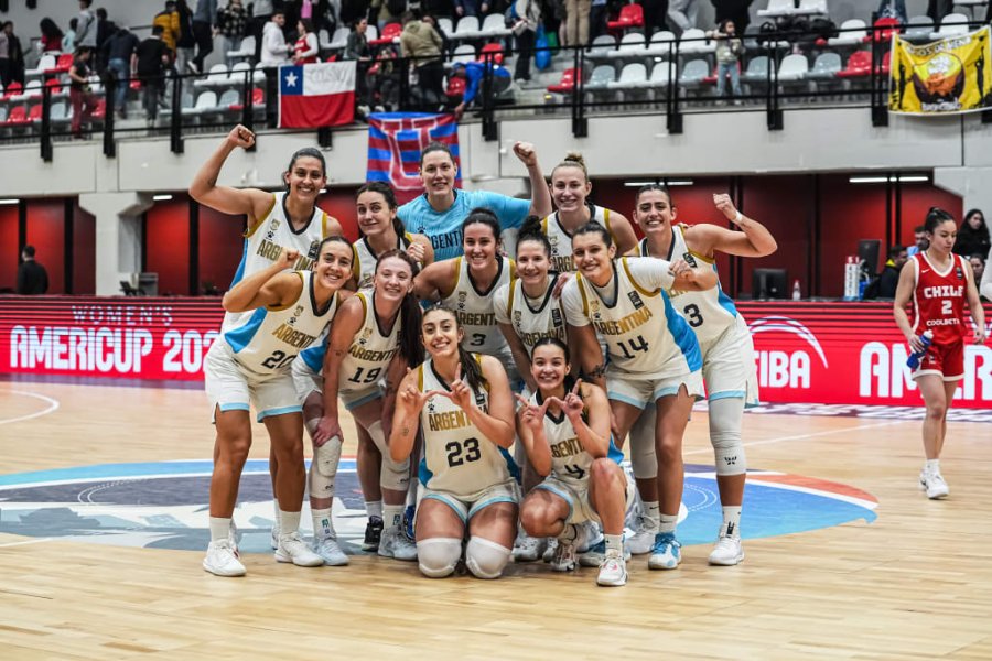 ULTIMA ALEGRIA. Argentina gan&oacute; el Sudamericano el a&ntilde;o pasado con presencias rafaelinas.