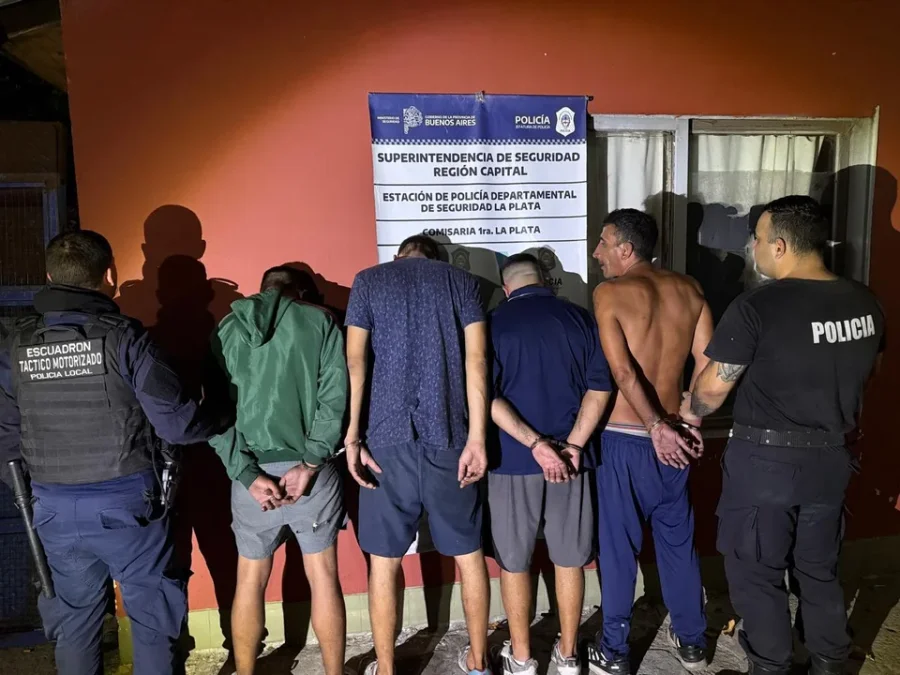 La Fiscal&iacute;a 3 dispuso la remisi&oacute;n de las actuaciones penales y&nbsp;la presentaci&oacute;n de los detenidos en primera audiencia de hoy.