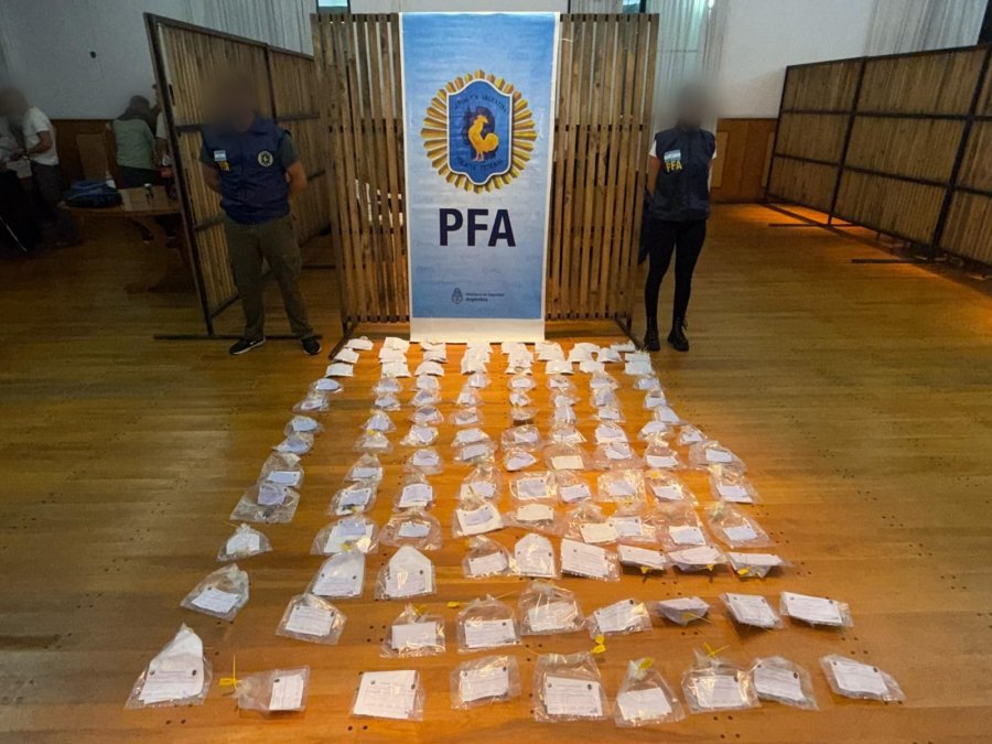 Se secuestraron gran cantidad de dosis de &eacute;xtasis, tussi, MDMA, coca&iacute;na y marihuana.&nbsp;