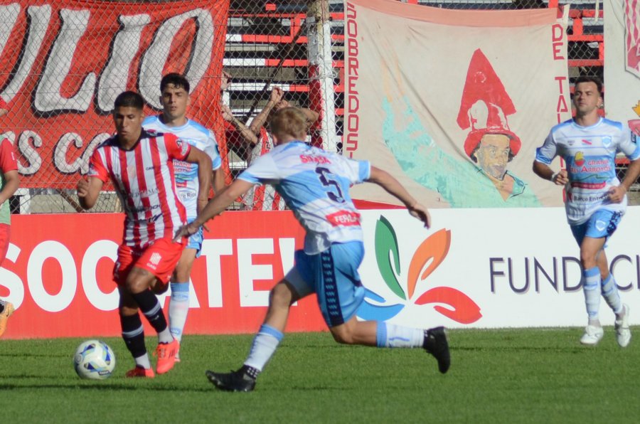 SE ACOMODO. El equipo juliense venci&oacute; 2 a 0.