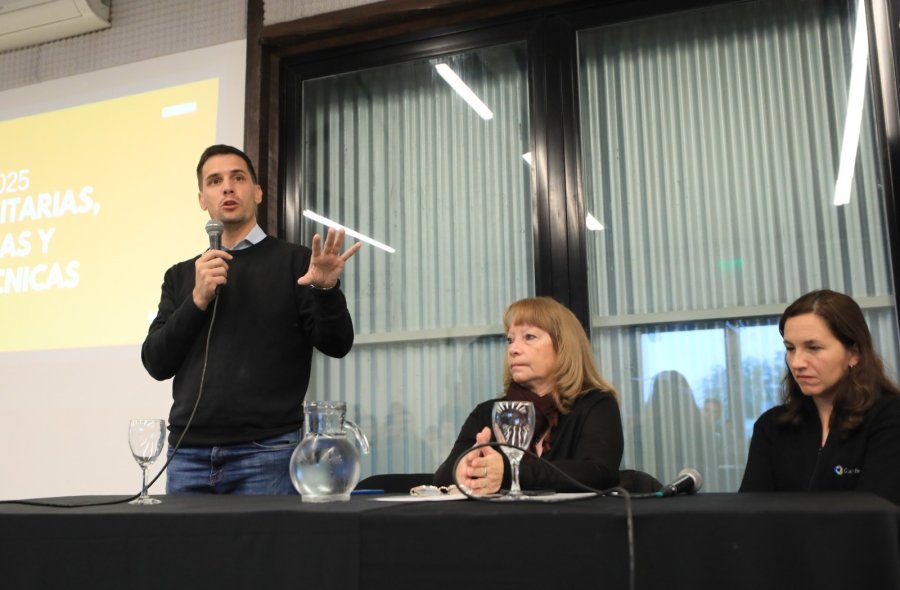 Becas a estudiantes de nivel universitario, terciario y de escuelas agrot&eacute;cnicas.