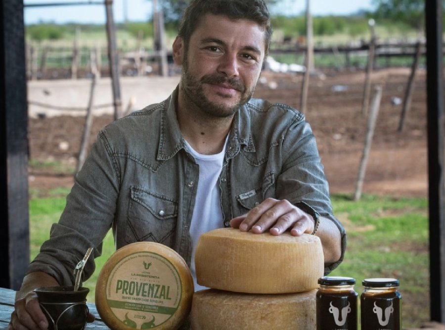 &ldquo;En un pa&iacute;s como Argentina discutir y comprender la producci&oacute;n de alimentos es entender el n&uacute;cleo fundamental de todo&rdquo;, manifest&oacute; Juan Monteverde.