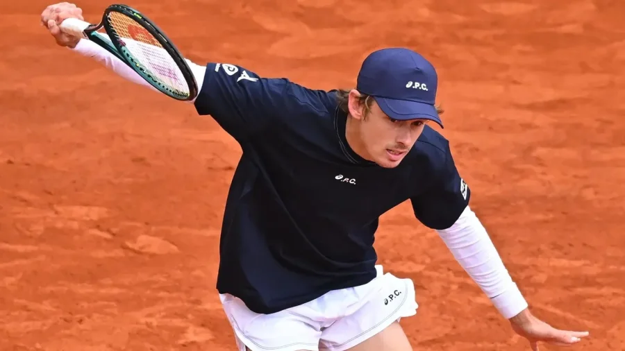El australiano Alex de Mi&ntilde;aur avanz&oacute; a las semifinales del ATP Montecarlo