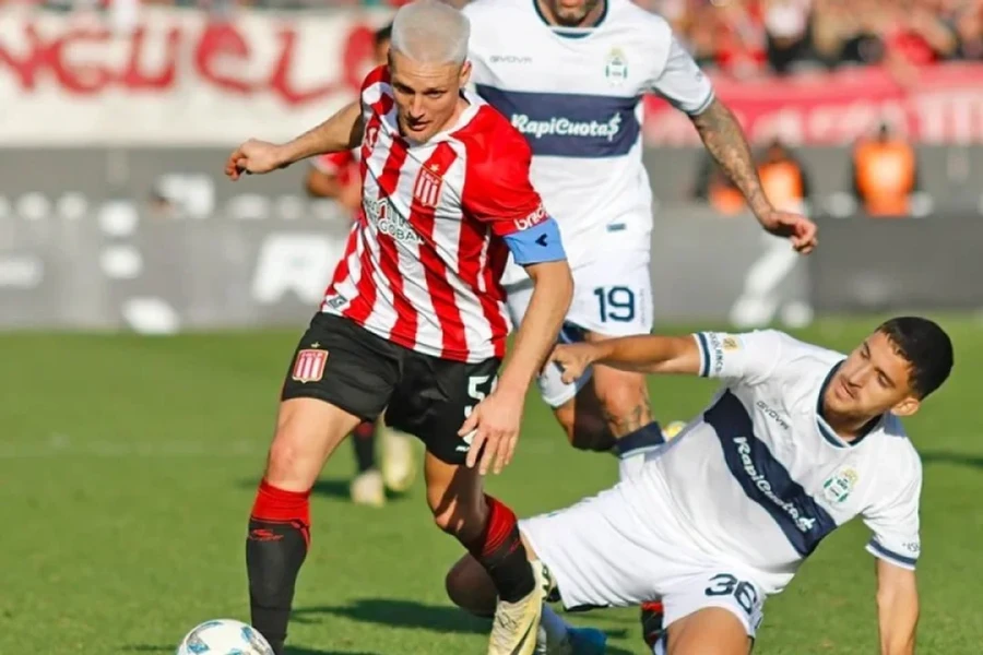 INTENSO. Se jugar&aacute;n buen parte de sus aspiraciones en el torneo.