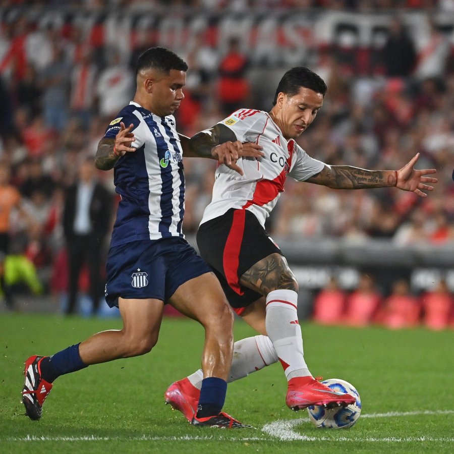 NO PUEDE GANAR. River salv&oacute; un punto en el final.