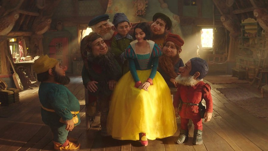 Rachel Zegler interpreta el papel de Blancanieves y Gal Gadot el de su madrastra, la Malvada Reina.
