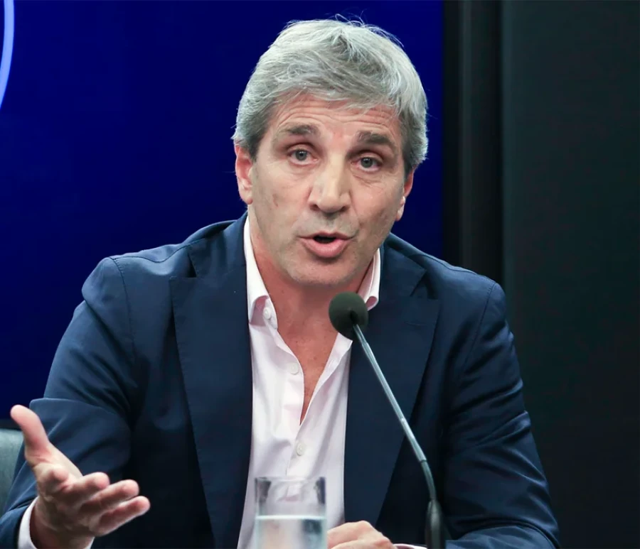 El ministro de Econom&iacute;a, Luis Caputo, viaja esta semana a Estados Unidos.