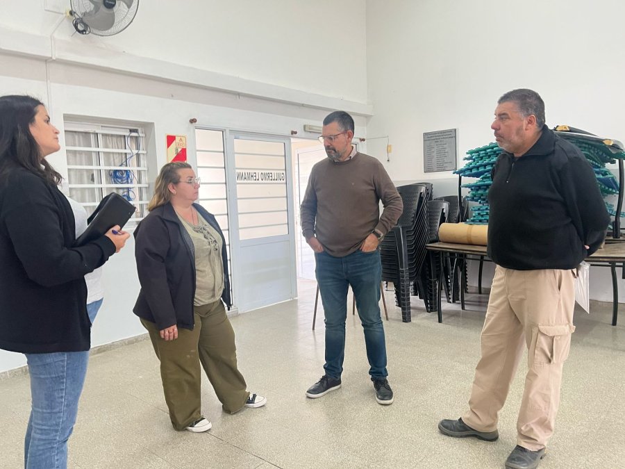 Refacciones para la vecinal del barrio Guillermo Lehmann.