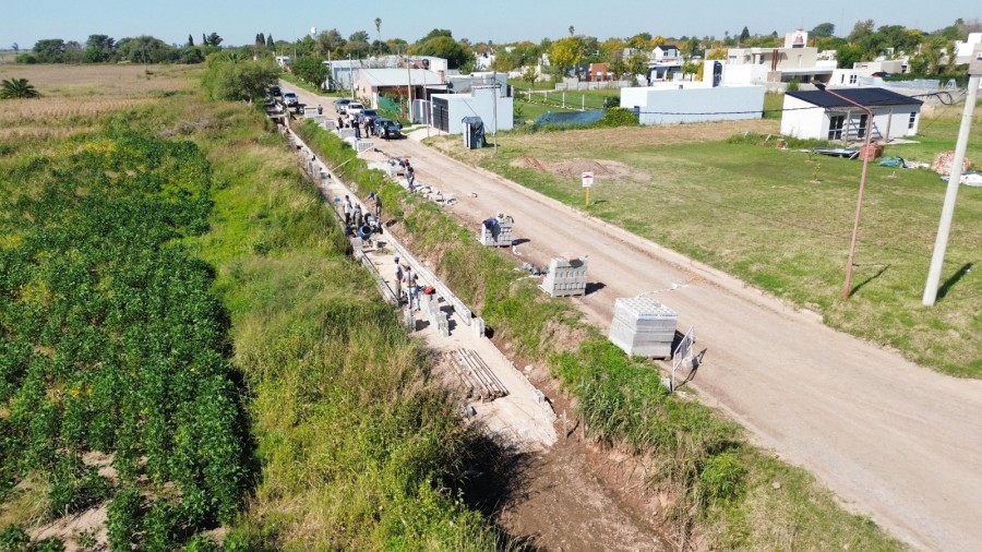En 16 meses, la gesti&oacute;n de Pullaro lleva proyectadas m&aacute;s de 1.600 obras.