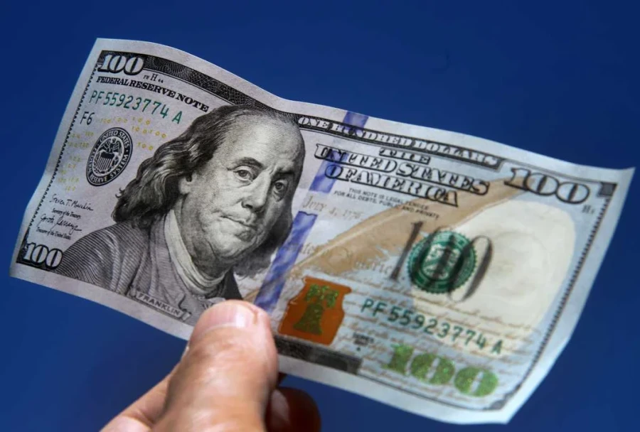 Por primera vez el d&oacute;lar blue tiene la misma cotizaci&oacute;n que en bancos y casas de cambio.