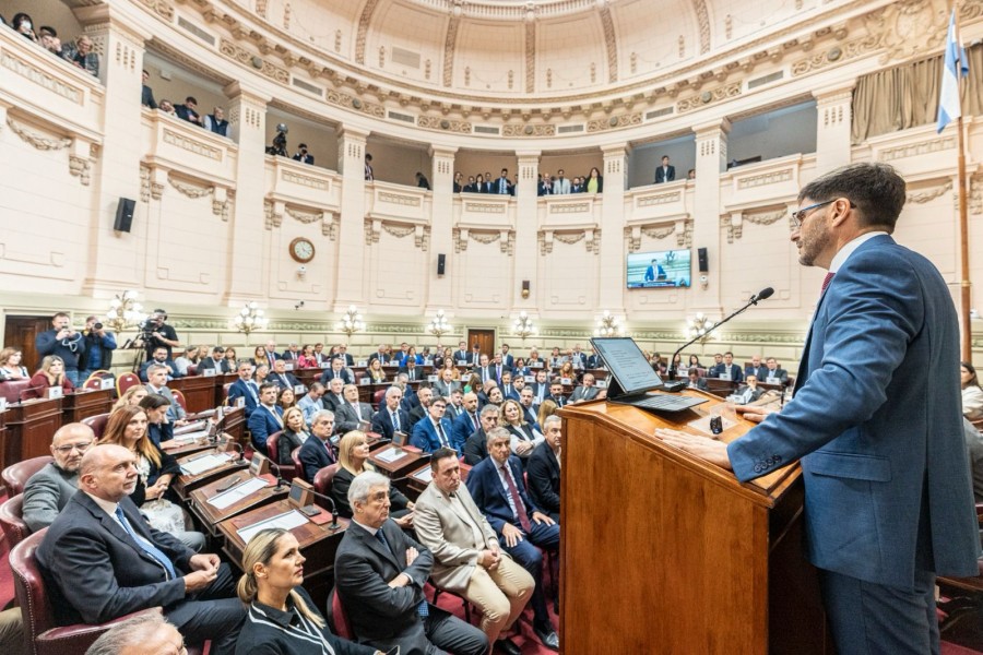 El mandatario detall&oacute; que hay 1.740 obras, proyectos y convenios en marcha.