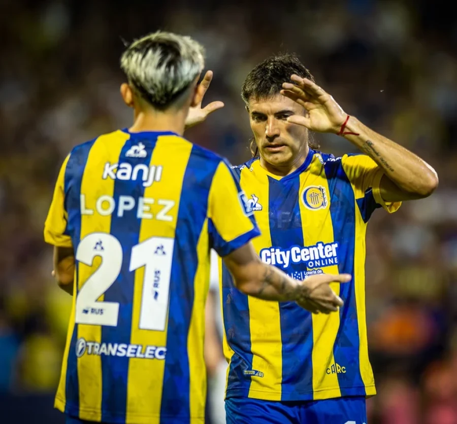 CANALLADA. Santiago L&oacute;pez y Malcorra en el festejo.