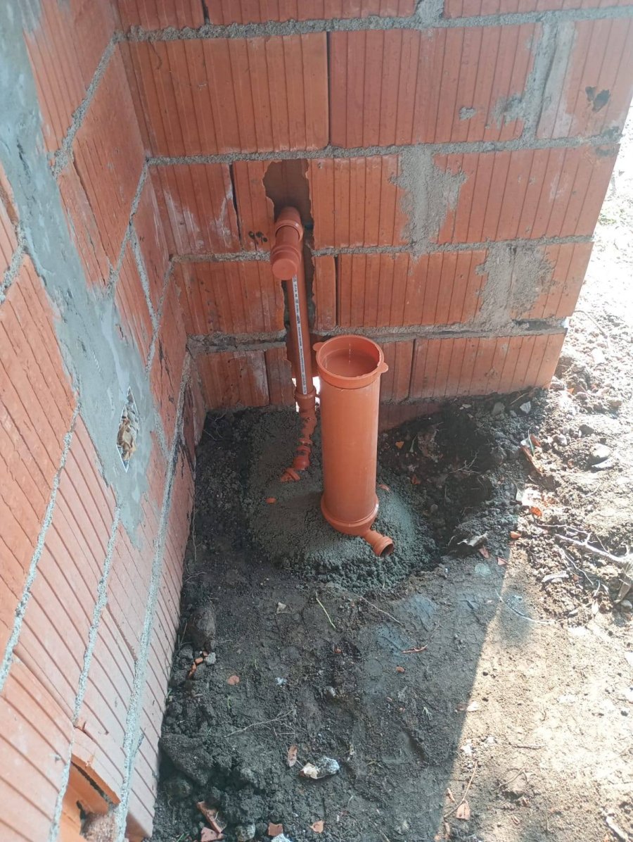Vista parcial de la obra que est&aacute; ejecut&aacute;ndose en el club fronterense.