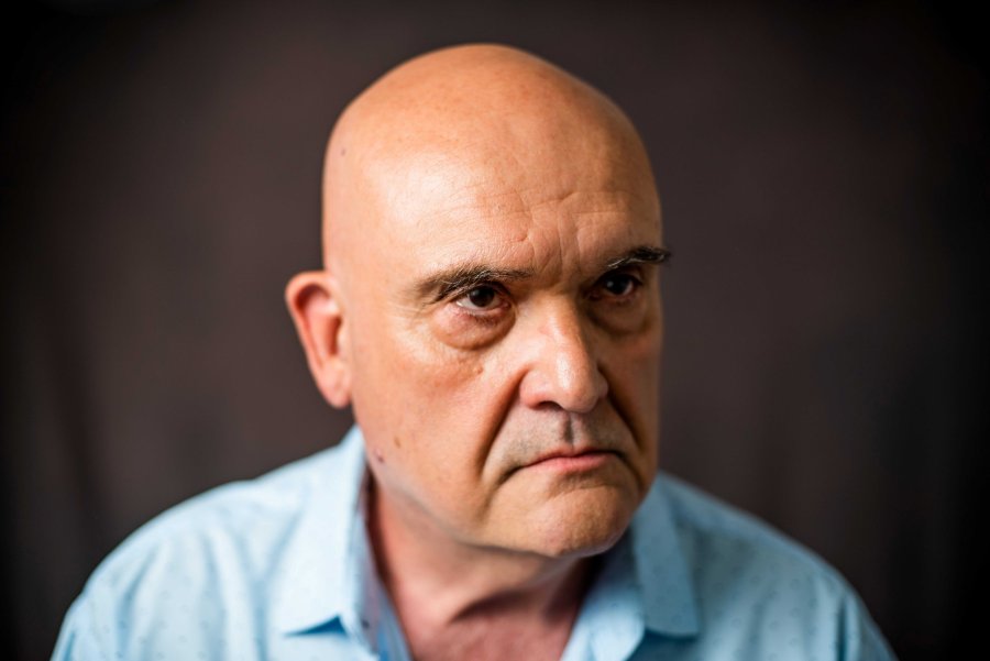 Prol&iacute;fico, Edgardo Peretti public&oacute; ya su libro 25.