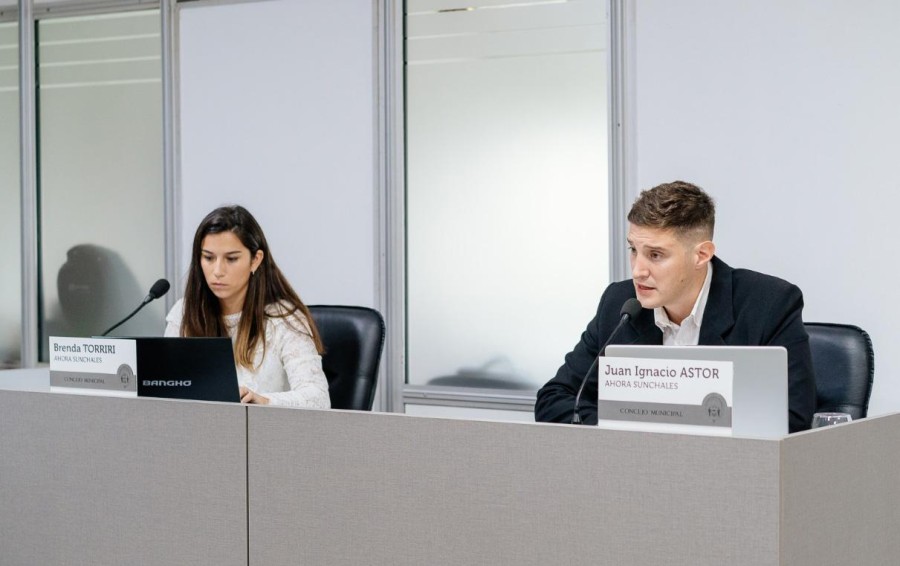 Brenda Torriri y Juan Astor, los ediles oficialistas.