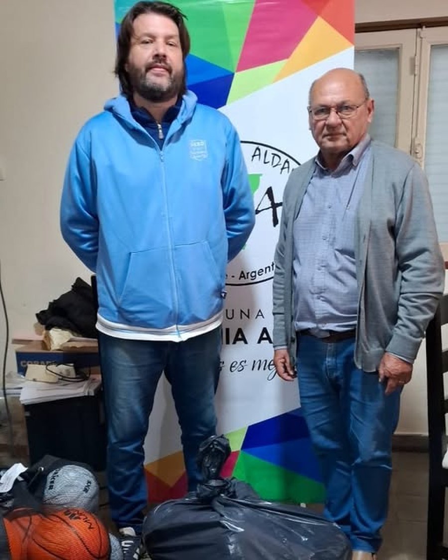 &Ccedil;Fernando Calamari y Hugo Michelini durante el acto.