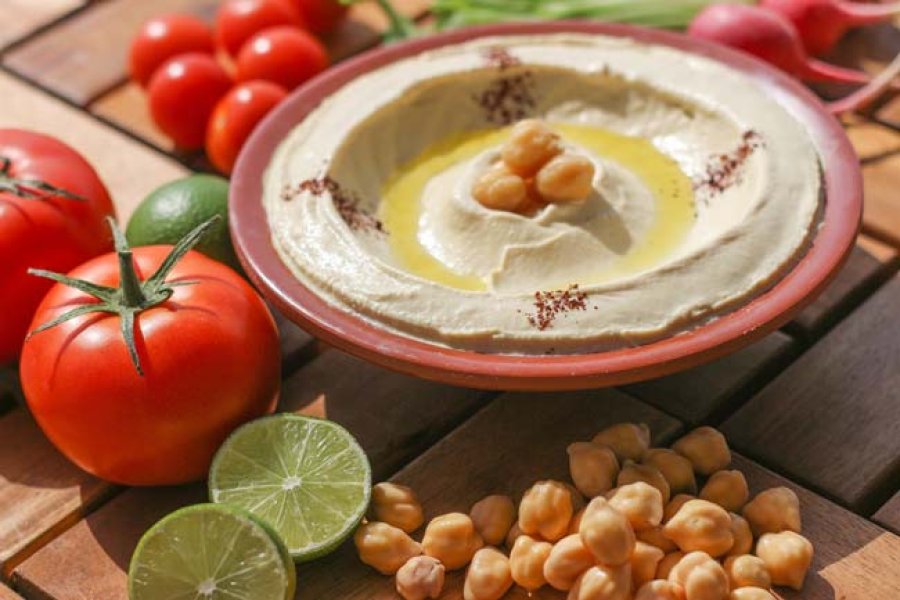 El hummus es muy rico en prote&iacute;nas.