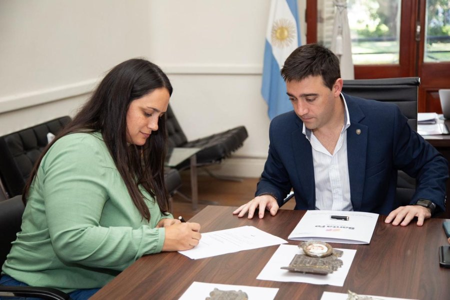 Se incautaron gran cantidad de placas sustra&iacute;das en cementerios.