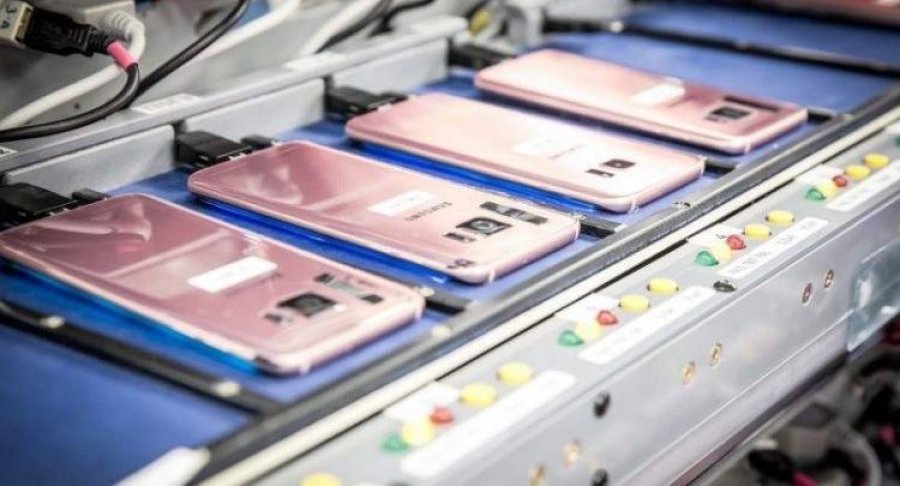 &iquest;MAS BARATOS? El Gobierno elimin&oacute; impuestos a celulares y los precios podr&iacute;an caer fuerte.