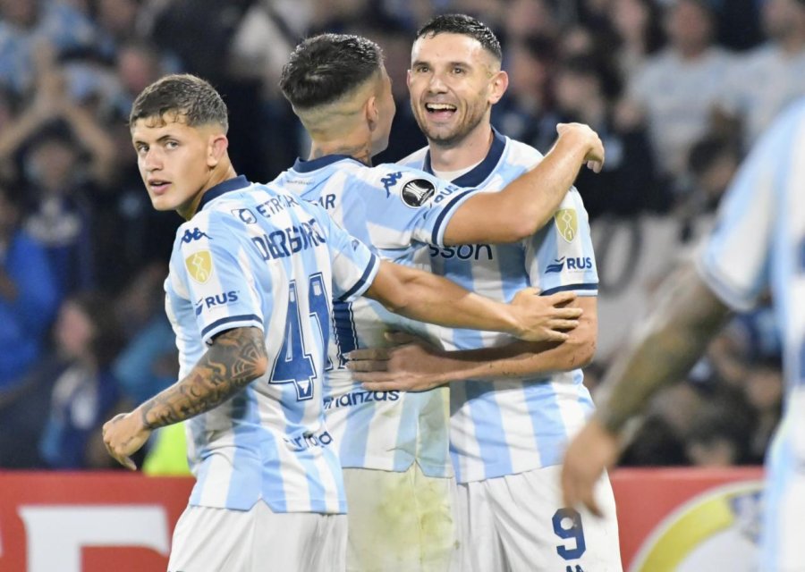LA ACADEMIA TUVO OTRA GRAN ACTUACI&Oacute;N Y GOLE&Oacute; A COLO COLO